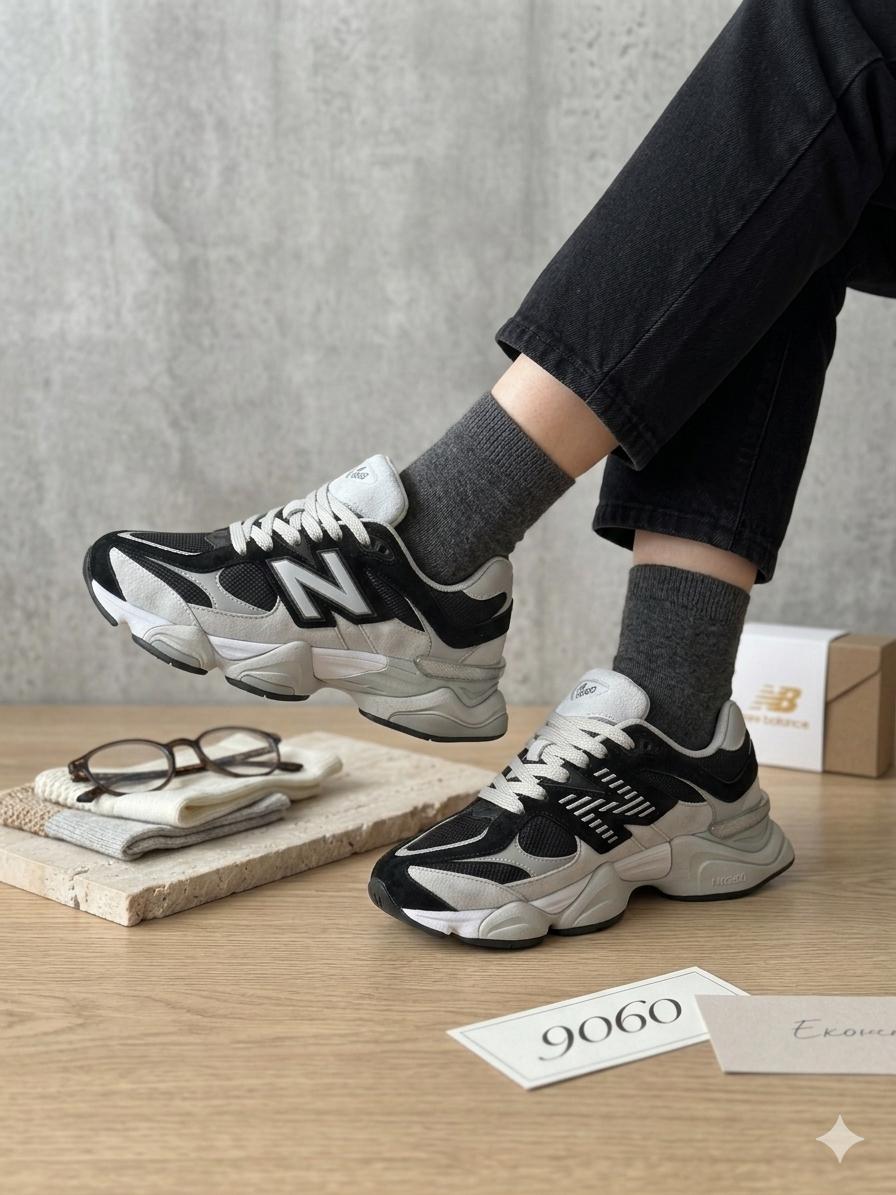 New Balance 9060 Black and White Женски Маратонки