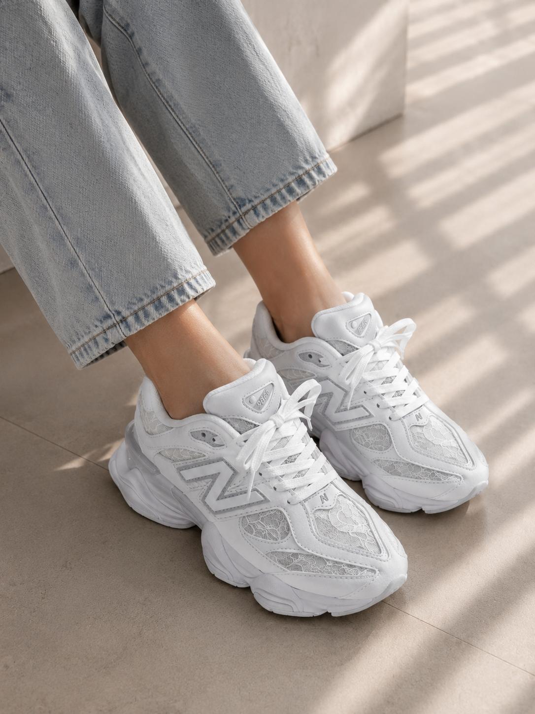New Balance 9060 White 3 Женски Маратонки