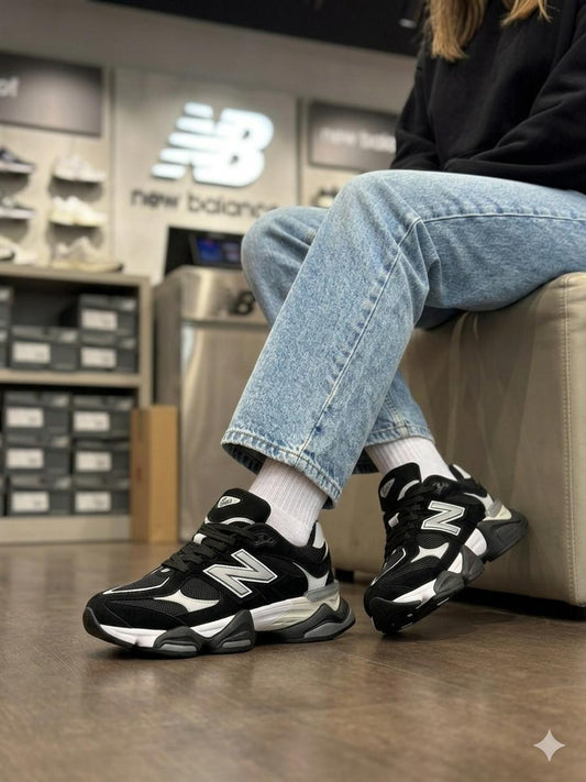 New Balance 9060 Black and White 2 Женски Маратонки