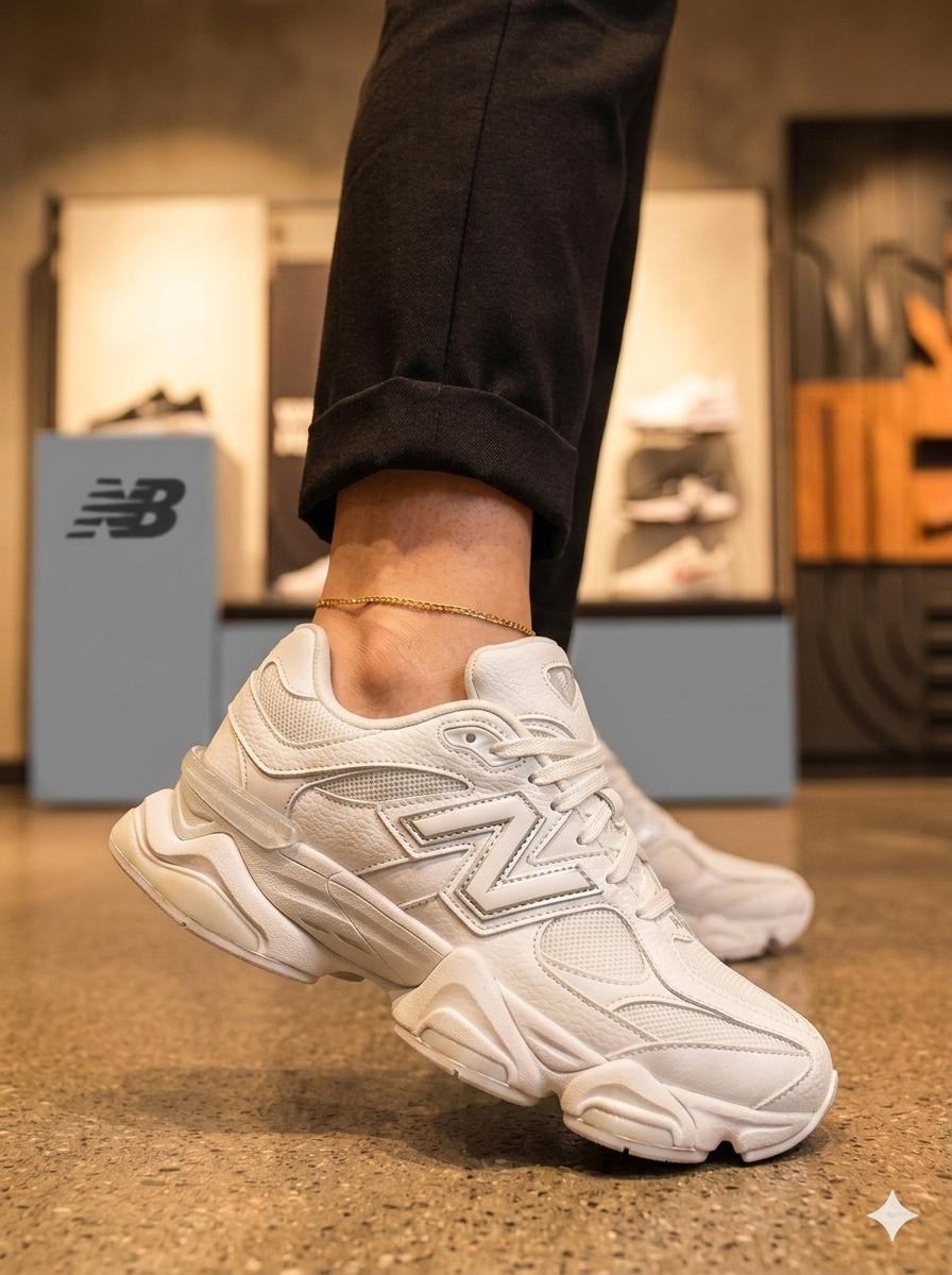 New Balance White 2 Женски Маратонки
