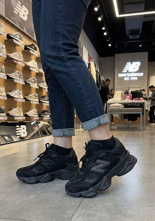 New Balance 9060 Black Женски Обувки