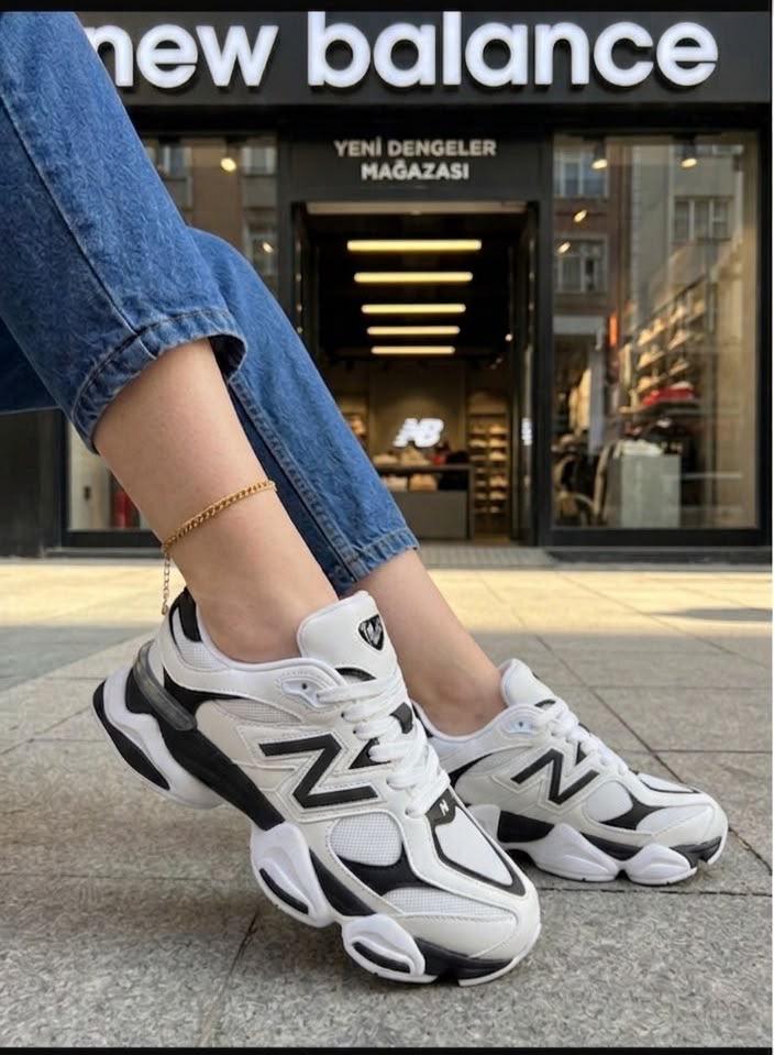 New Balance 9060 Black & White Женски Обувки
